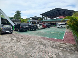 parkir bawah