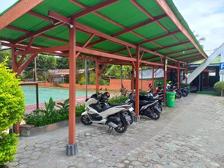 parkir motor pengunjunga