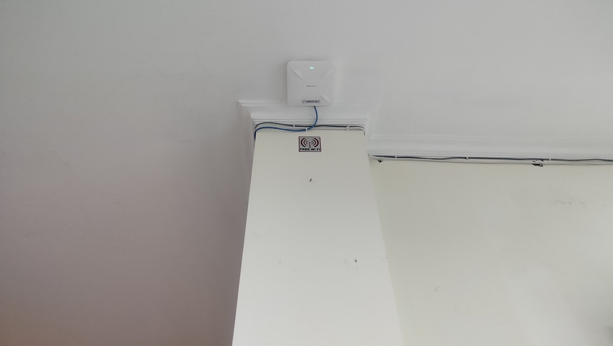 free wifi 10MBps